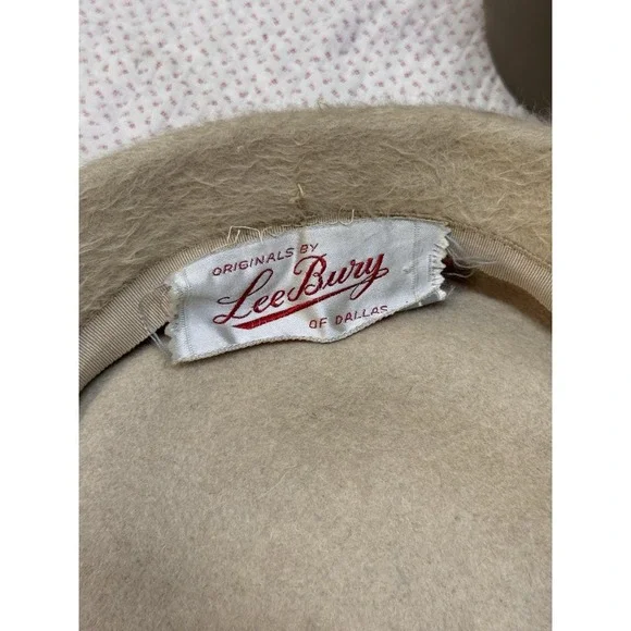 Vintage Lee Bury of Dallas Wool Felt Hat Cream with Rhinestone Brooch Ribbon - Picture 5 of 6